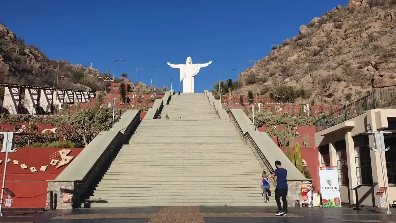 Cristo del Portezuelo (Chilecito) - Sulpayki Viajes y Turismo